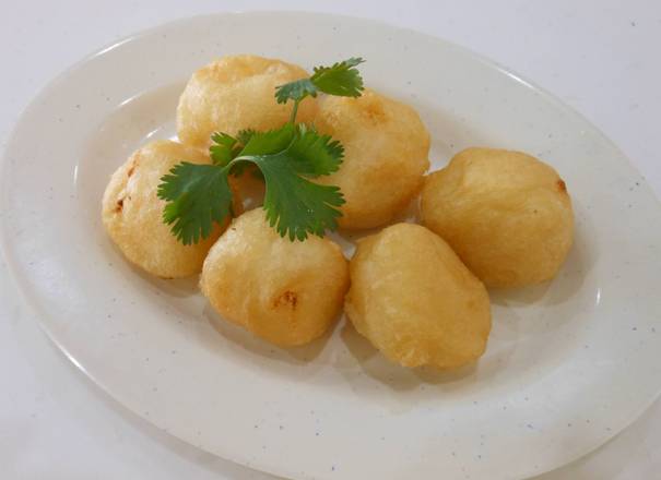 Deep-Fried Crispy Milk with Coconut Cream Fillings 椰香炸脆奶